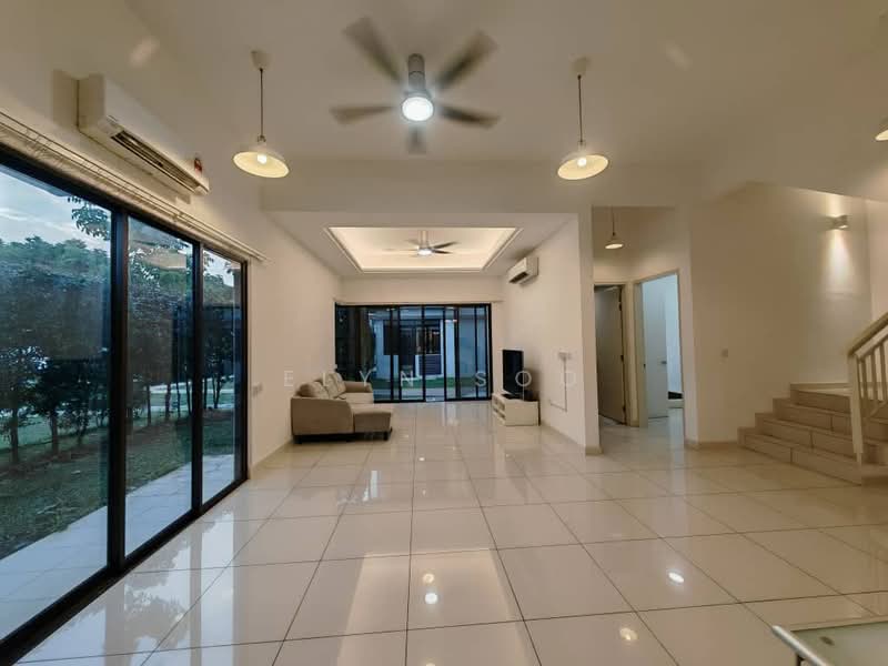 Townhouse for Rent in 16 Sierra (Puchong) - Elyn Soo - Living Room - PropertyGuru.com.my
