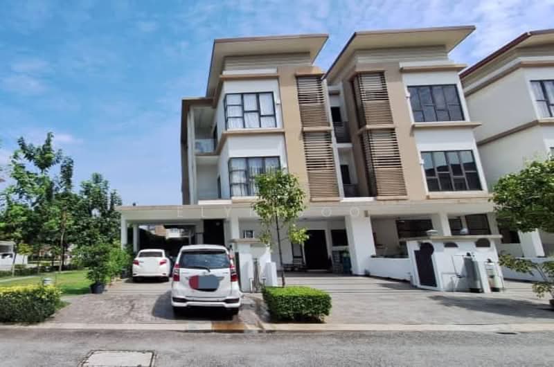 Townhouse for Rent in 16 Sierra (Puchong) - Elyn Soo - Exterior - PropertyGuru.com.my