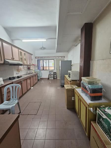 Rumah Teres 2 Tingkat untuk Dijual di Damansara Jaya (Petaling Jaya) - Bryan Wong - Kitchen - PropertyGuru.com.my