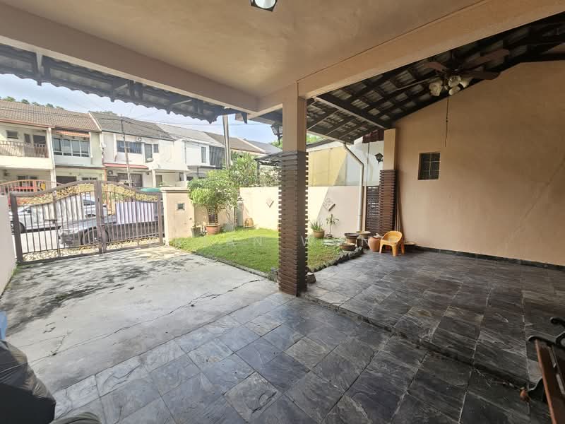 Rumah Teres 2 Tingkat untuk Dijual di Damansara Jaya (Petaling Jaya) - Bryan Wong - Exterior - PropertyGuru.com.my