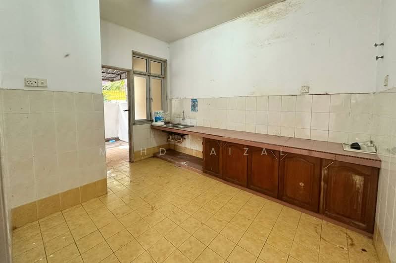 2-storey Terraced House for Sale in Bandar Baru Bangi (Selangor) - Mohd Faizal - Kitchen - PropertyGuru.com.my