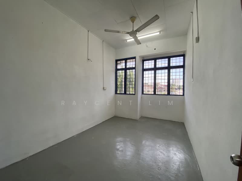 Shop / Office for Rent in Taman Duku (Bukit Minyak) - Raycent Lim - Interior - PropertyGuru.com.my