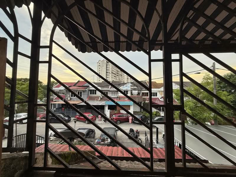 Rumah Teres 2 Tingkat untuk Dijual di Petaling Jaya (Selangor) - Mohd Faizal - Exterior - PropertyGuru.com.my