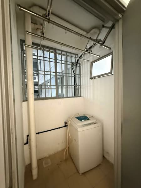 Kondominium untuk Disewa di Angkasa Condominiums - Rain Leow - Balcony - PropertyGuru.com.my