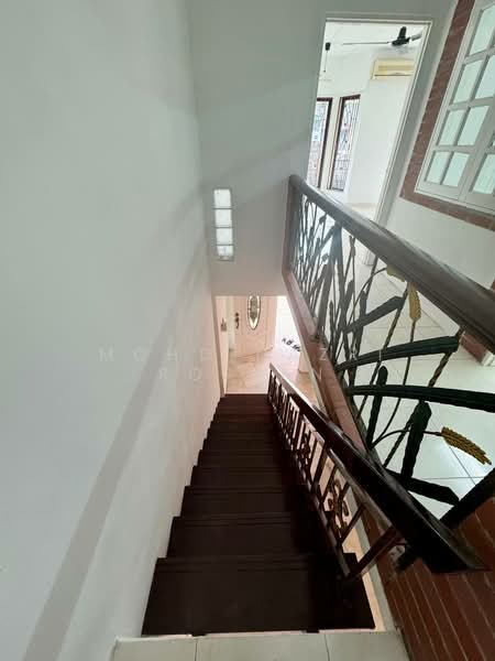 2-storey Terraced House for Sale in Batu Caves (Selangor) - Mohd Nazri Roslan - Entrance - PropertyGuru.com.my