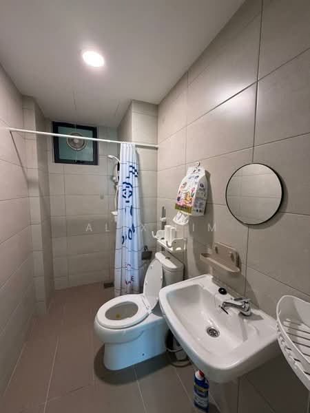 Apartment for Rent at Iconic Vue - Alex Lim - Bathroom - PropertyGuru.com.my