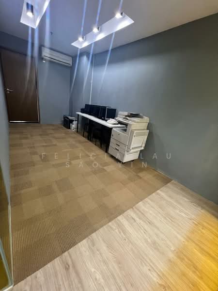 Retail Office for Rent in KL City Centre (Kuala Lumpur) - Felicia Lau Sao Yin - Corridor - PropertyGuru.com.my
