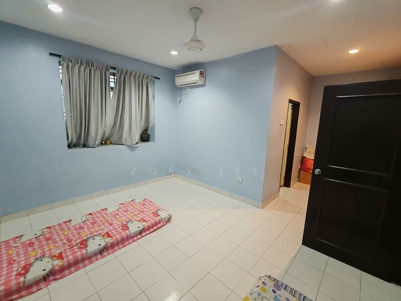 2-storey Terraced House for Sale in Taman Skudai Indah (Skudai) - Zoey Lee - Bedroom - PropertyGuru.com.my