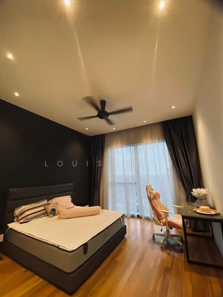 Servis Apartment untuk Disewa di The Astaka @ 1 Bukit Senyum - Louis Khow - Bedroom - PropertyGuru.com.my