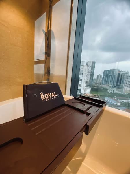 Servis Apartment untuk Disewa di The Astaka @ 1 Bukit Senyum - Louis Khow - Bathroom - PropertyGuru.com.my