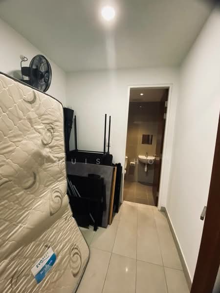 Servis Apartment untuk Disewa di The Astaka @ 1 Bukit Senyum - Louis Khow - Bathroom - PropertyGuru.com.my