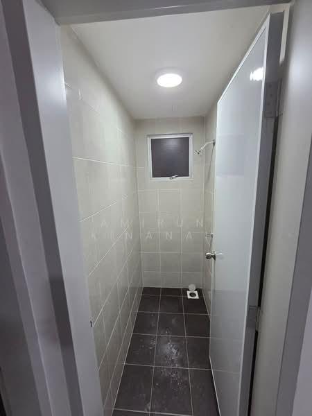 Flat for Rent at PANGSAPURI IRINA - Amirun Kinanah - Bathroom - PropertyGuru.com.my