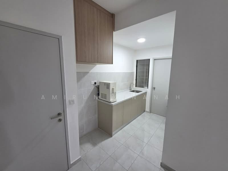 Flat for Rent at PANGSAPURI IRINA - Amirun Kinanah - Kitchen - PropertyGuru.com.my