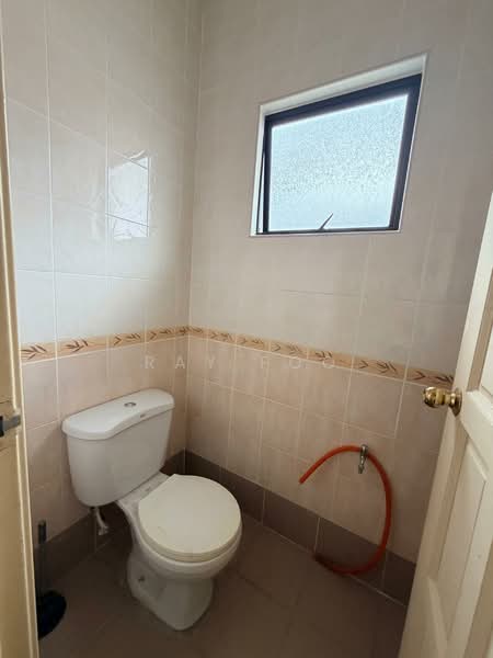 Rumah Berkembar untuk Disewa di Sungai Long (Bandar Sungai Long) - Ray Foo - Bathroom - PropertyGuru.com.my
