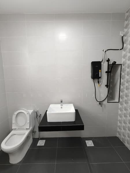 2-storey Terraced House for Rent in Shah Alam (Selangor) - Benson Lian - Bathroom - PropertyGuru.com.my
