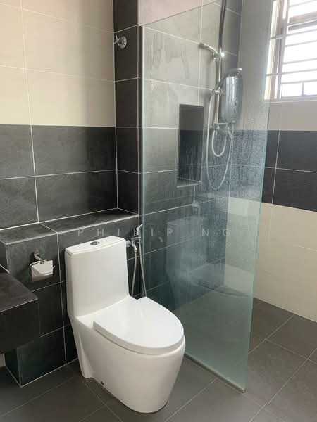 Cluster House for Rent in Hulu Langat (Selangor) - Philip Ng - Bathroom - PropertyGuru.com.my