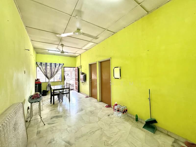 Rumah Bandar untuk Dijual di Taman Melati (Setapak) - Amirah Azmi - Living Room - PropertyGuru.com.my