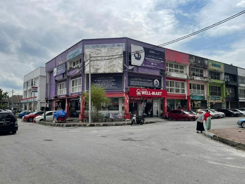 Apartment for Sale at Pangsapuri Mutiara Subang - Amirun Kinanah - Exterior - PropertyGuru.com.my