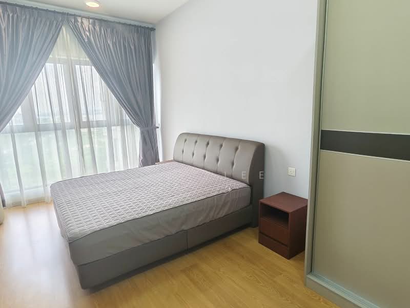 Kondominium untuk Dijual di Bay Point @ Country Garden Danga Bay - Zoey Lee - Bedroom - PropertyGuru.com.my