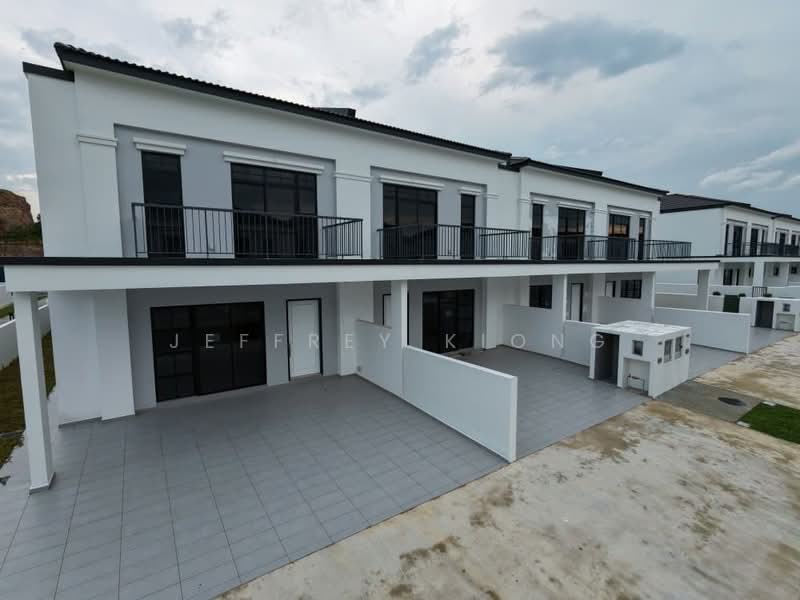 Cluster House for Sale in Iskandar Puteri (Nusajaya) (Johor) - Jeffrey Kiong - Exterior - PropertyGuru.com.my