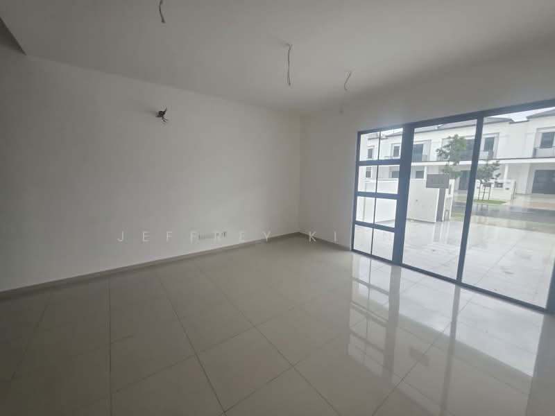 Cluster House for Sale in Iskandar Puteri (Nusajaya) (Johor) - Jeffrey Kiong - Living Room - PropertyGuru.com.my