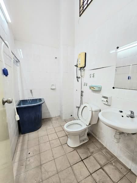 2-storey Terraced House for Rent in TAMAN PUCHONG UTAMA (Puchong) - Wendy Chin - Bathroom - PropertyGuru.com.my