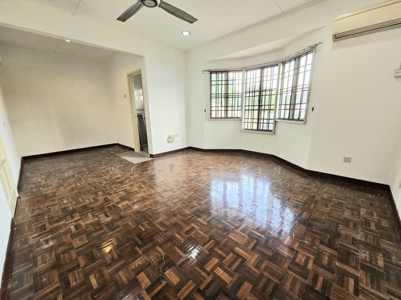 2-storey Terraced House for Rent in TAMAN PUCHONG UTAMA (Puchong) - Wendy Chin - Living Room - PropertyGuru.com.my