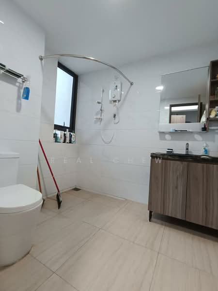 Service Residence for Rent at Country Garden Central Park - Real Chew - Bathroom - PropertyGuru.com.my