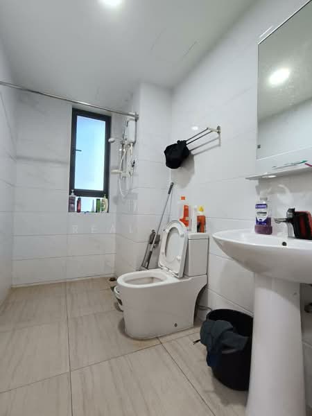 Service Residence for Rent at Country Garden Central Park - Real Chew - Bathroom - PropertyGuru.com.my