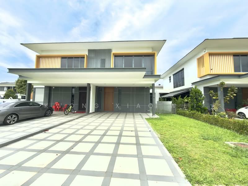 Semi-Detached House for Sale in Setia Alam (Selangor) - Kwong Xiao Wei - Exterior - PropertyGuru.com.my