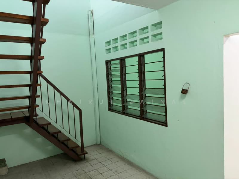Rumah Teres untuk Dijual di Taman Sri Jelok (Kajang) - Khairul Zainal - PropertyGuru.com.my