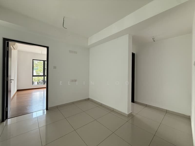 Pangsapuri untuk Dijual di Molek Pine 4 - Eliin Loo - Interior - PropertyGuru.com.my