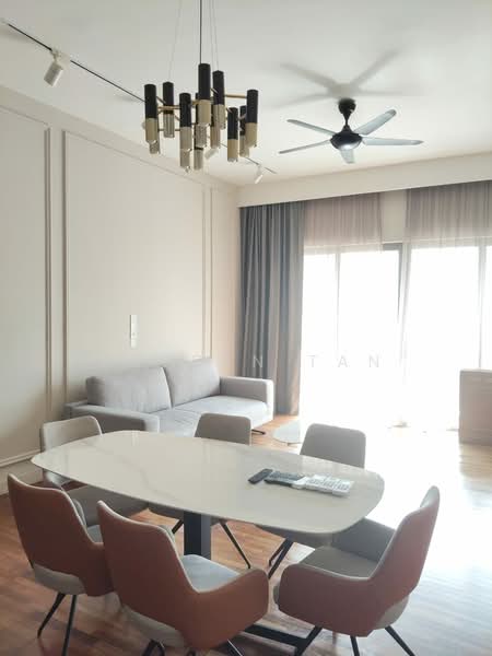 Servis Apartment untuk Dijual di Straits Residences - Jorden Tan - Living Room - PropertyGuru.com.my
