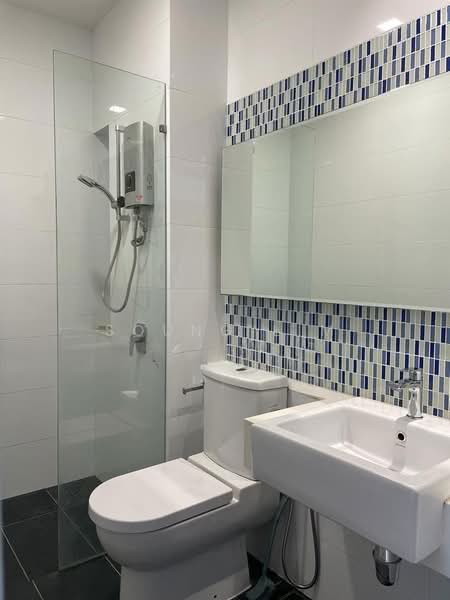 Service Residence for Rent at Residential Suites @ HighPark - Soung Lim - Bathroom - PropertyGuru.com.my