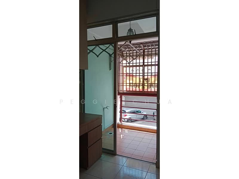 Pangsapuri untuk Dijual di Nusa Bestari Shoplot Apartment - Peggie Chua - Balcony - PropertyGuru.com.my
