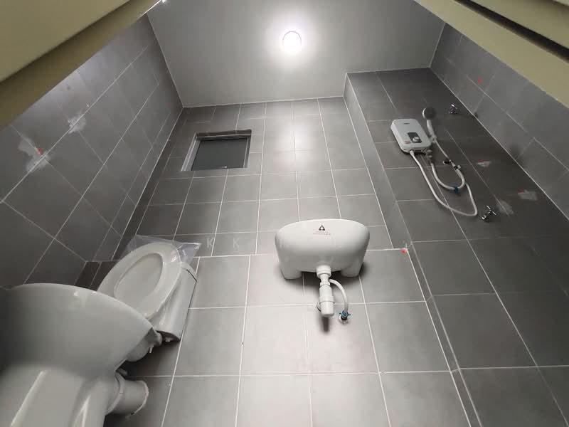 Apartment for Rent at Idaman Abadi - KK HEW - Bathroom - PropertyGuru.com.my