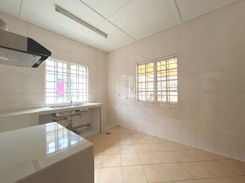 Rumah Teres 2 Tingkat untuk Dijual di Taman Minang (Cheras) - Jocelyn Soo - Kitchen - PropertyGuru.com.my