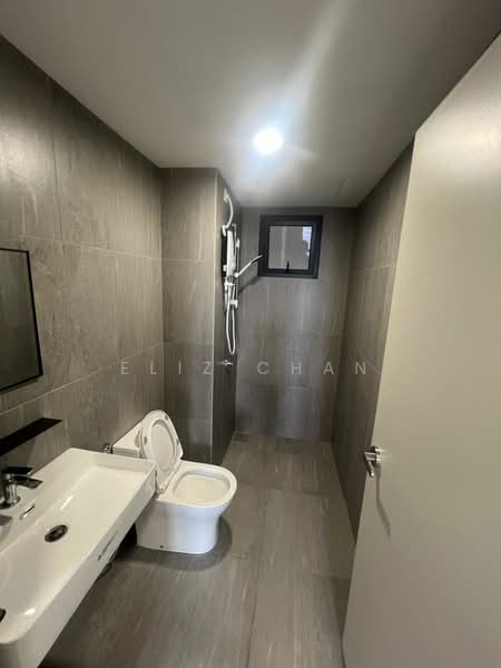 Servis Apartment untuk Disewa di Savvy @ Riana Dutamas - Eliz Chan - Bathroom - PropertyGuru.com.my