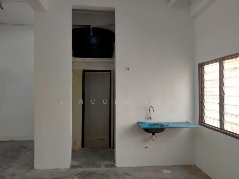 Shop / Office for Rent in Taman Puncak Jalil (Seri Kembangan) - Lincoln Tan - Interior - PropertyGuru.com.my