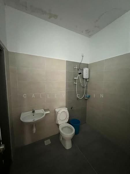 Cluster House for Sale in Taman Mutiara Mas (Skudai) - Calley Chin - Bathroom - PropertyGuru.com.my