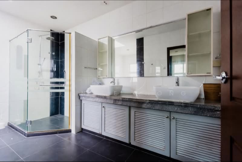 Rumah Teres 2 Tingkat untuk Dijual di Petaling Jaya (Selangor) - Bernice Chong - Bathroom - PropertyGuru.com.my