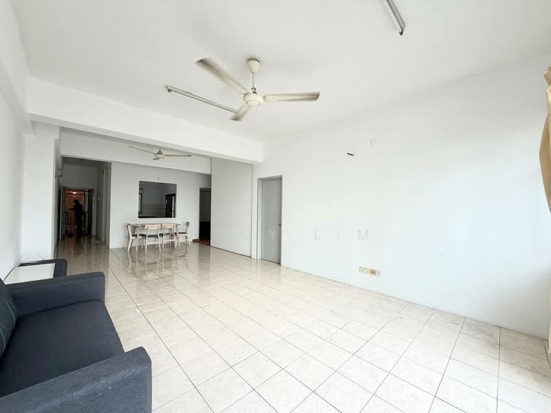 Servis Apartment untuk Disewa di Millennium Place @ Millennium Square - Peggy Lim - Living Room - PropertyGuru.com.my