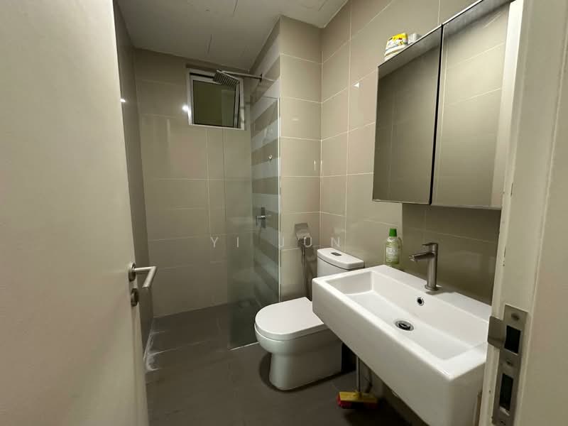 Servis Apartment untuk Disewa di Southbank Residence - Yi Jun - Bathroom - PropertyGuru.com.my