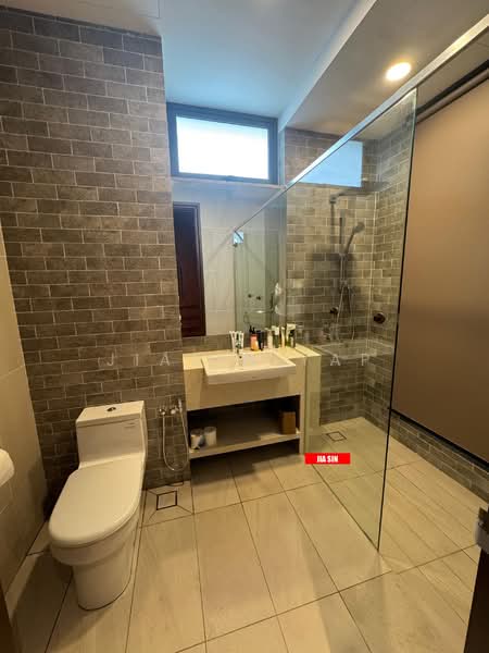 Condominium for Sale at Queens Residences Q1 @ Queens Waterfront - Jiasin Yap - Bathroom - PropertyGuru.com.my