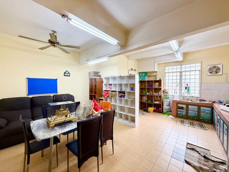 Rumah Teres 2 Tingkat untuk Dijual di Cheras (Selangor) - Norafian SMH - Living Room - PropertyGuru.com.my