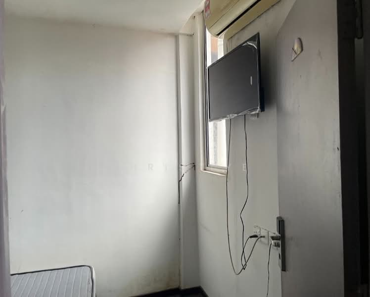 Kedai / Pejabat untuk Dijual di Taman Golden (Kuala Lumpur) - Chris Tye - Interior - PropertyGuru.com.my