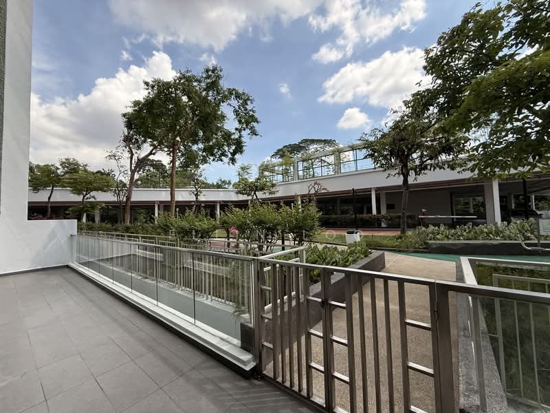 Pangsapuri untuk Dijual di Molek Pine 4 - Eliin Loo - Exterior - PropertyGuru.com.my