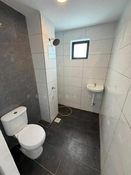 Rumah Teres 2 Tingkat untuk Dijual di Taman Desa Jaya (Johor Bahru) - Pauline Ng - Bathroom - PropertyGuru.com.my