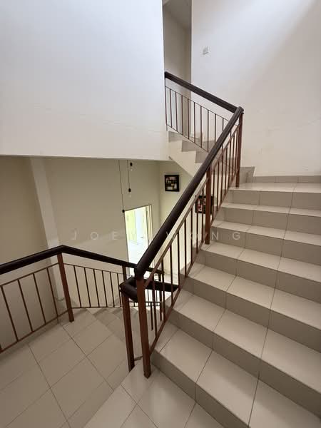 2.5-storey Terraced House for Sale in Puchong (Selangor) - Joey Wong - Corridor - PropertyGuru.com.my
