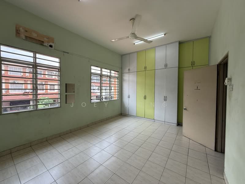 2.5-storey Terraced House for Sale in Puchong (Selangor) - Joey Wong - Bedroom - PropertyGuru.com.my